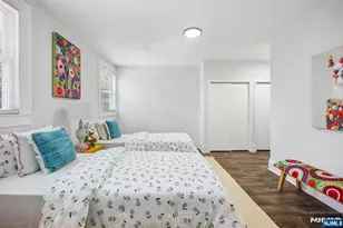 44 Gates Ave 2, Montclair, NJ 07042 - Photo 17