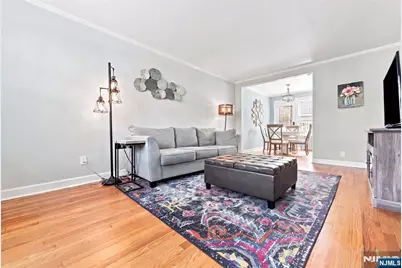 283 Elmwood Avenue A #A, Maplewood, NJ 07040 - Photo 7