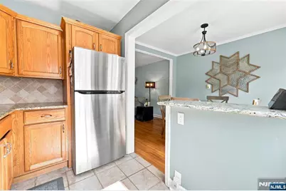 283 Elmwood Avenue A #A, Maplewood, NJ 07040 - Photo 13