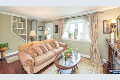 24 Filippone Way, Little Falls Township, NJ 07424 - Photo 3