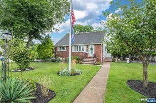 24 Filippone Way, Little Falls Township, NJ 07424 - Photo 1