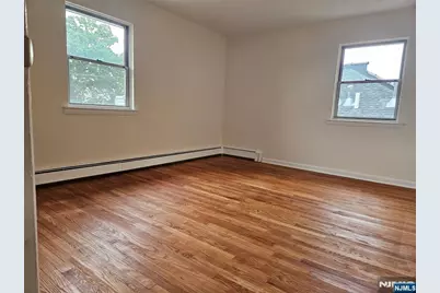 340 Undercliff Avenue 6-A #6-A, Edgewater, NJ 07020 - Photo 3