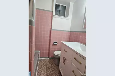 340 Undercliff Avenue 12-B #12-B, Edgewater, NJ 07020 - Photo 5