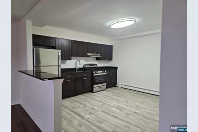 340 Undercliff Avenue 12-B #12-B, Edgewater, NJ 07020 - Photo 3