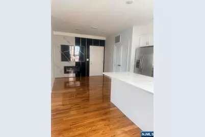 181 S Munn Avenue 2 #2, Irvington, NJ 07111 - Photo 1