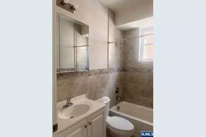 181 S Munn Avenue 2 #2, Irvington, NJ 07111 - Photo 7