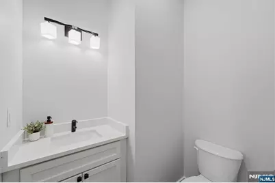 91 Union Street 9A #9A, Lodi, NJ 07644 - Photo 7