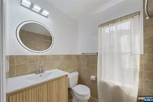 400 Crown Ct 581, Edgewater, NJ 07020 - Photo 23