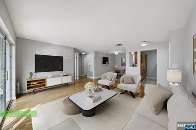 400 Crown Court 581 #581, Edgewater, NJ 07020 - Photo 3