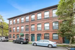 105 -111 Marion Street 18, Paterson, NJ 07522 - Photo 1
