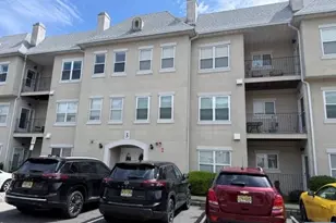 312 Brittany Dr, Wayne, NJ 07470 - Photo 1