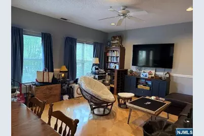 312 Brittany Drive, Wayne, NJ 07470 - Photo 5