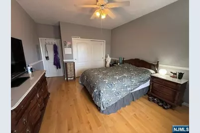 312 Brittany Drive, Wayne, NJ 07470 - Photo 15
