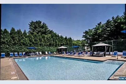 312 Brittany Drive, Wayne, NJ 07470 - Photo 21