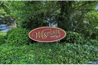 1504 Westgate Drive, Fort Lee, NJ 07024 - Photo 21