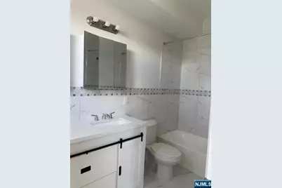 181 S Munn Avenue 4 #4, Irvington, NJ 07111 - Photo 13