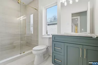 50 Roberts Road, Englewood Cliffs, NJ 07632 - Photo 37