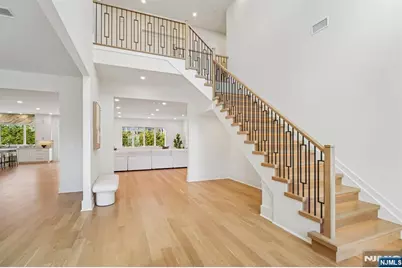 50 Roberts Road, Englewood Cliffs, NJ 07632 - Photo 9
