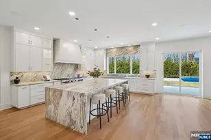 50 Roberts Rd, Englewood Cliffs, NJ 07632 - Photo 17