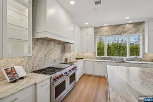 50 Roberts Rd, Englewood Cliffs, NJ 07632 - Photo 19