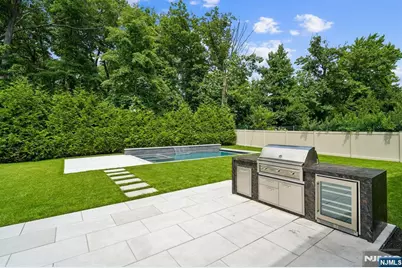 50 Roberts Road, Englewood Cliffs, NJ 07632 - Photo 5