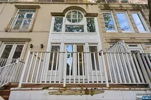 207 Shearwater Ct 17, Jersey City, NJ 07305 - Photo 39