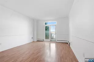 207 Shearwater Ct 17, Jersey City, NJ 07305 - Photo 31