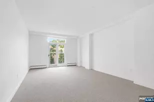 207 Shearwater Ct 17, Jersey City, NJ 07305 - Photo 21