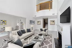 207 Shearwater Ct 17, Jersey City, NJ 07305 - Photo 13