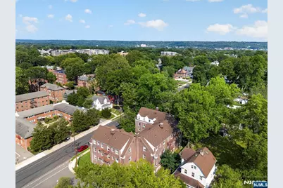140 Englewood Avenue 5B #5B, Teaneck Township, NJ 07666 - Photo 27