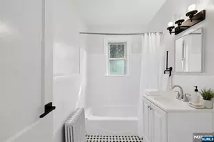 140 Englewood Ave 5B, Teaneck Township, NJ 07666 - Photo 17