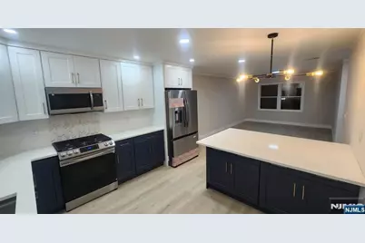 731 Lake Avenue 2 #2, Lyndhurst Township, NJ 07071 - Photo 11