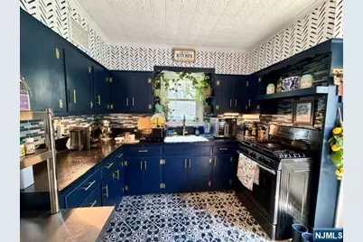 31 Hope Street, Nutley, NJ 07110 - Photo 11