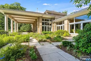 125 Chestnut Ridge Rd, Saddle River, NJ 07458 - Photo 49