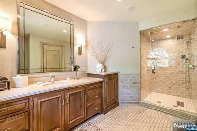 125 Chestnut Ridge Road, Saddle River, NJ 07458 - Photo 31