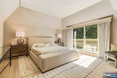 125 Chestnut Ridge Road, Saddle River, NJ 07458 - Photo 33