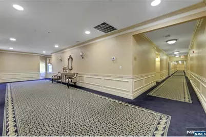 100 Ridgewood Road 215 #215, Washington Township, NJ 07676 - Photo 7