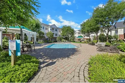 100 Ridgewood Road 215 #215, Washington Township, NJ 07676 - Photo 37