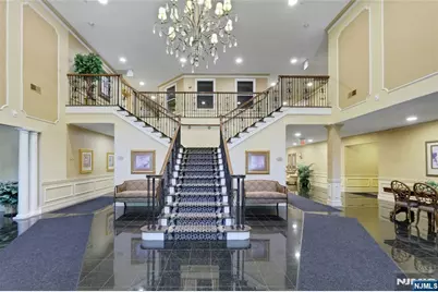 100 Ridgewood Road 215 #215, Washington Township, NJ 07676 - Photo 3