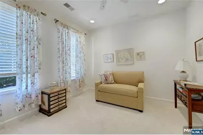100 Ridgewood Road 215 #215, Washington Township, NJ 07676 - Photo 27