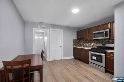 62 Highland Street, Paterson, NJ 07524 - Photo 9