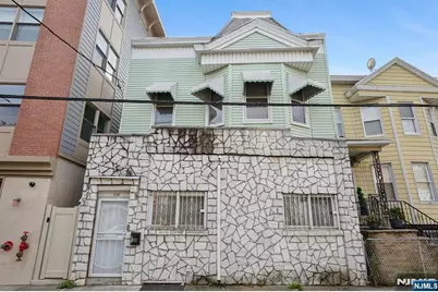 220 Garfield Avenue, Jersey City, NJ 07305 - Photo 1