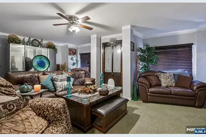 220 Garfield Avenue, Jersey City, NJ 07305 - Photo 5