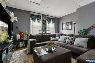 220 Garfield Ave, Jersey City, NJ 07305 - Photo 11