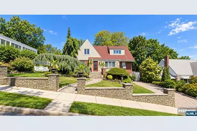 272 Standish Avenue, Hackensack, NJ 07601 - Photo 1