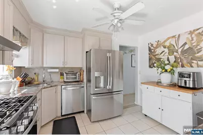 36-14 Northern Drive, Fair Lawn, NJ 07410 - Photo 5