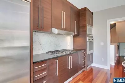 6 Vela Way, Edgewater, NJ 07020 - Photo 11
