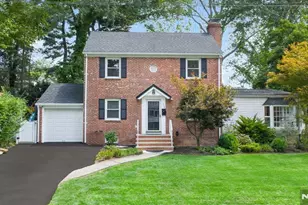 778 Oak Ave, River Edge, NJ 07661 - Photo 1