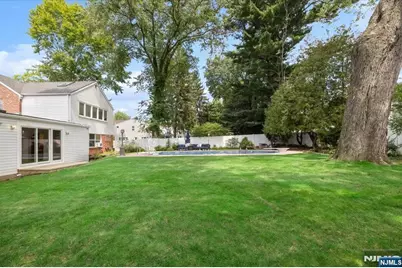 778 Oak Avenue, River Edge, NJ 07661 - Photo 29