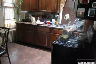 38 Armstrong Ave, Jersey City, NJ 07305 - Photo 7